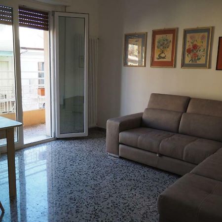 Casa Chiara Apartment San Benedetto del Tronto Exterior photo
